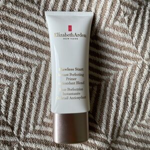 Elizabeth Arden Flawless Start Instant Perfecting Primer 30 ml